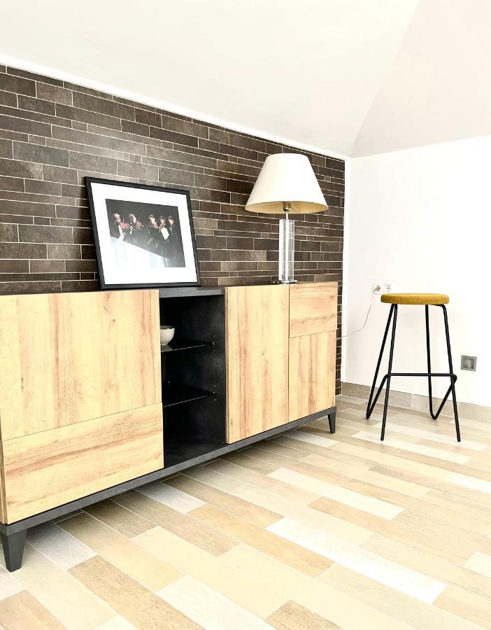 Sky - Beautiful Rooftop With Shared Pool Apartment *