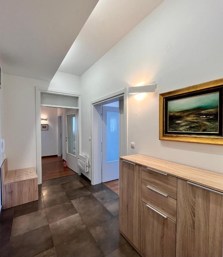 Sky - Beautiful Rooftop With Shared Pool Apartment *