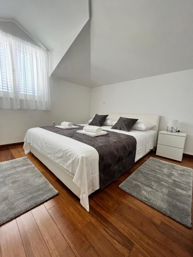 Sky - Beautiful Rooftop With Shared Pool Apartment Split