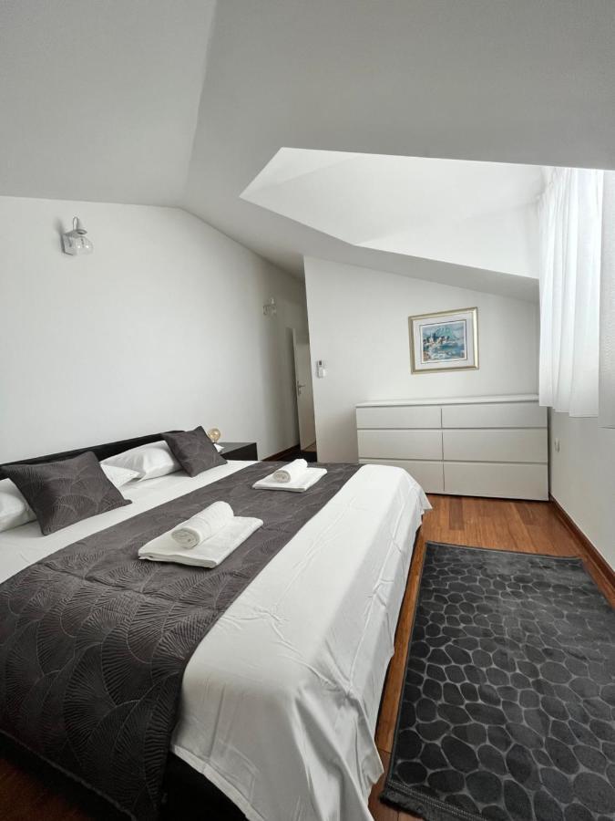 Apartment Sky - Beautiful Rooftop With Shared Pool *