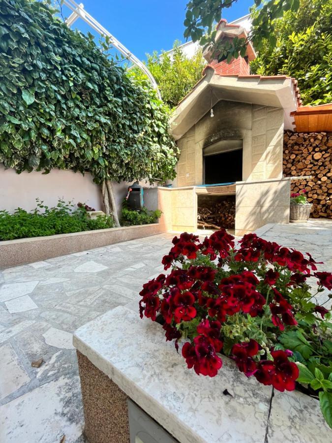 Sky - Beautiful Rooftop With Shared Pool Apartment